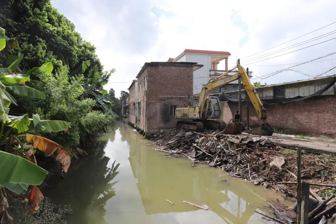 农村风貌管控标准沿河违建拆除,保障违建沿河占绿12年